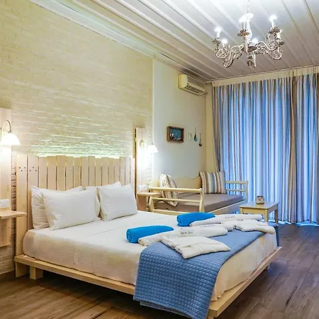 Alkionides Seaside Апарт-отель